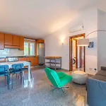On The Emerald Coast, Sardinia Tatil Evi Cugnana