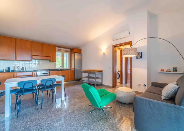 On The Emerald Coast, Sardinia Casa vacanze Cugnana