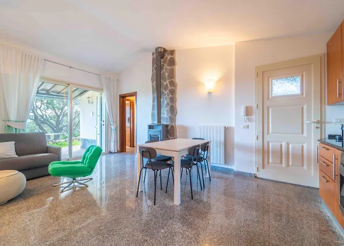 Nyaraló On The Emerald Coast, Sardinia Cugnana